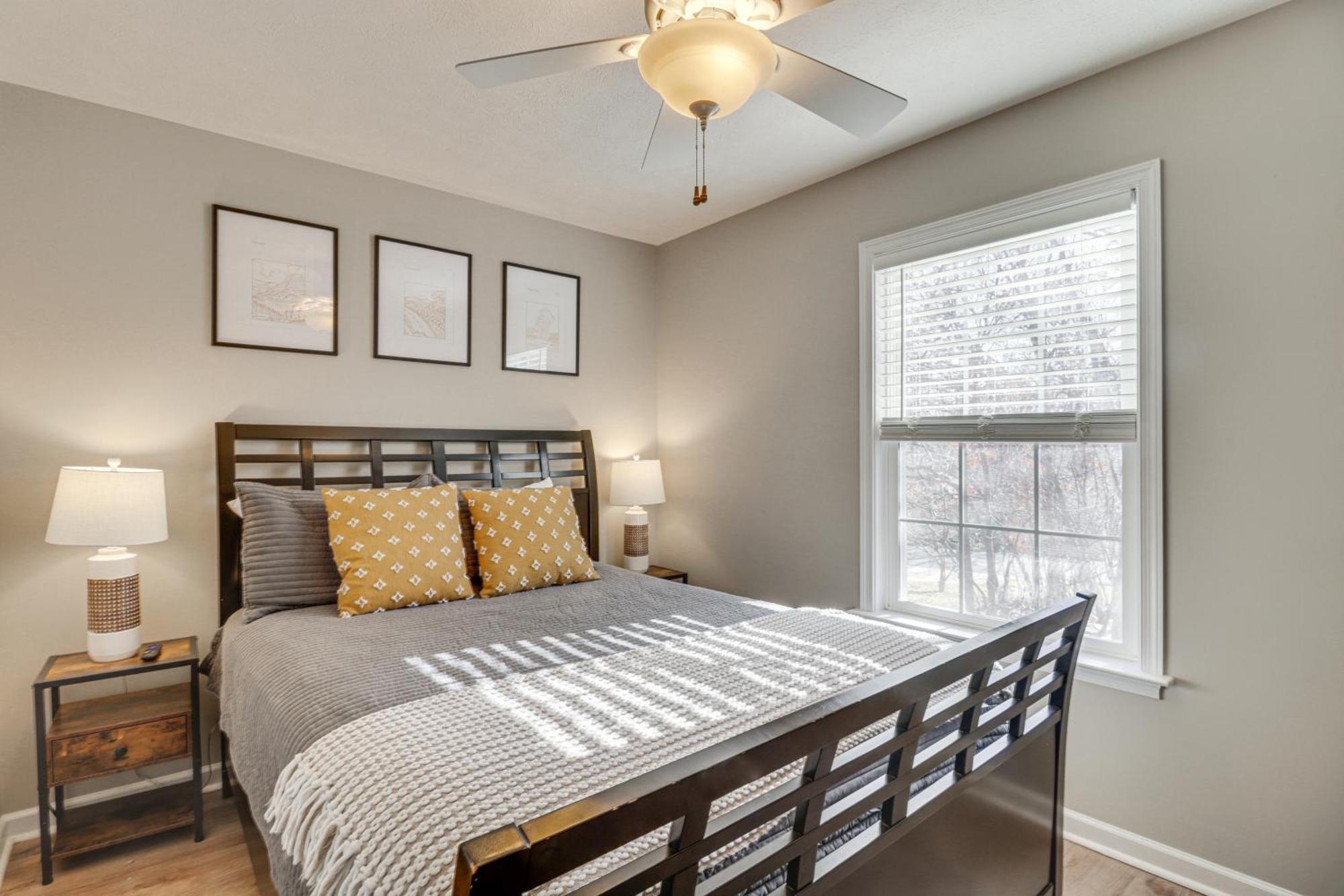 Vacation Rental, 1 Mi To Skiing! Holiday home *